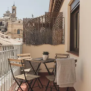 tuguest-palacio-de-los-jernimos-apartments.es-andalucia.com/